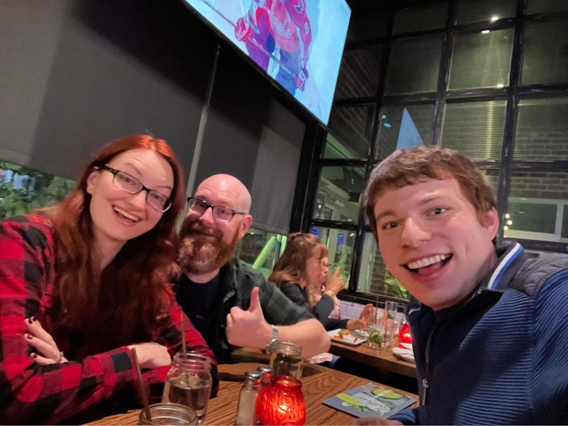 Josh, Ric and Rachel meet up for dinner